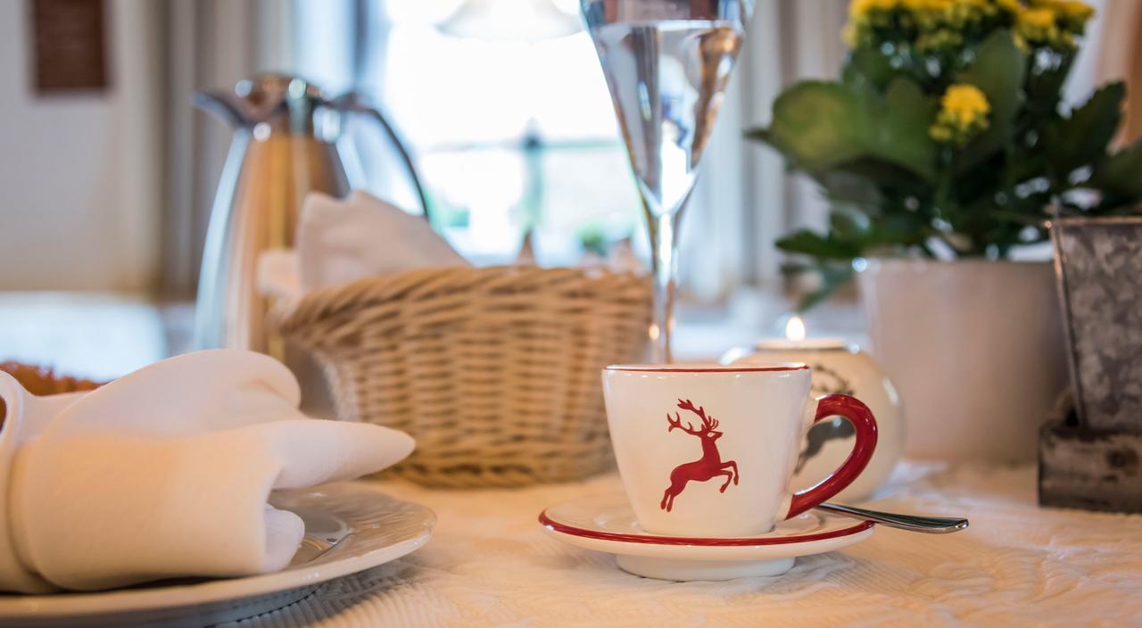 Hotel Mutz Garni Inning am Ammersee Ngoại thất bức ảnh